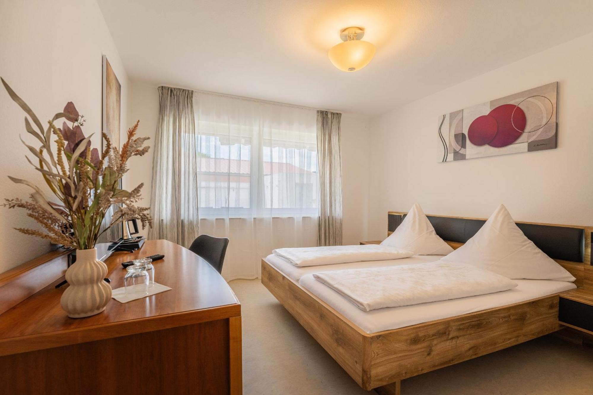 Hotel Am Kirchplatz Иберлинген Экстерьер фото